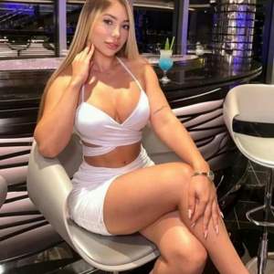 25 yaşlı bayan Dicle