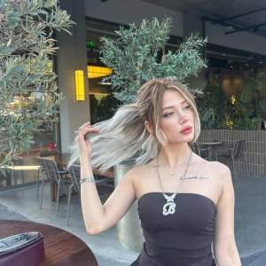 25 yaşlı bayan Şeyma