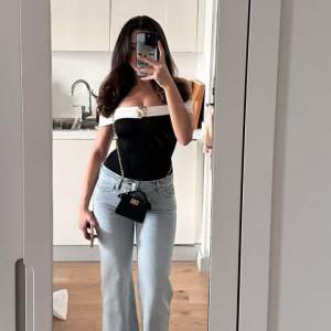 ATAKUMDA GENÇ İKİLİ  İNCİ