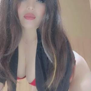 Ateşli Genç Escort Sabina