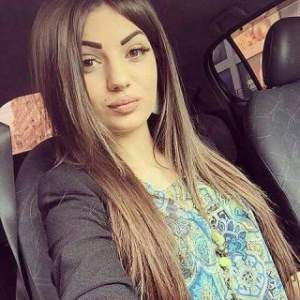 Ateşli tavırları olan Melek