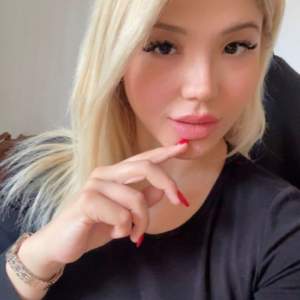 Bayan Feyza. Saksoda iddaliyim