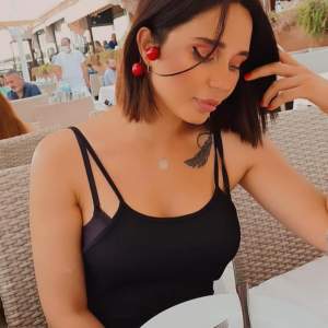 Çekici ve ateşli escort Arzu