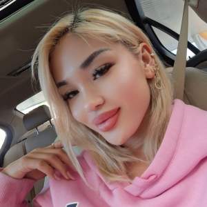 Escort Lina Üniversite öğrencisiyim