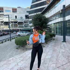 Kendi yeri olan escort Ezginur