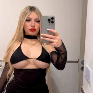 Samsun sarı saçlı escort Asel