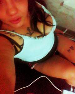 Tutku dolu geceler verecek Aynur